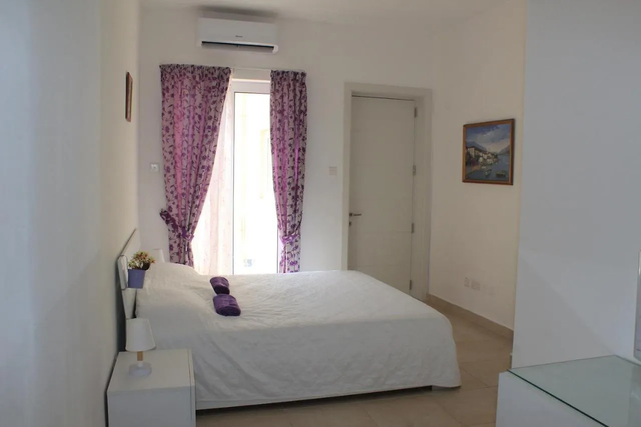 Il-Qastna Holiday House Zejtun Malta